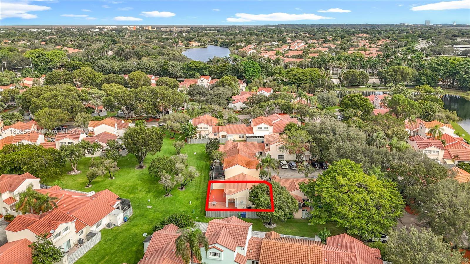 COUNTRY ISLES PHASE II - Residential