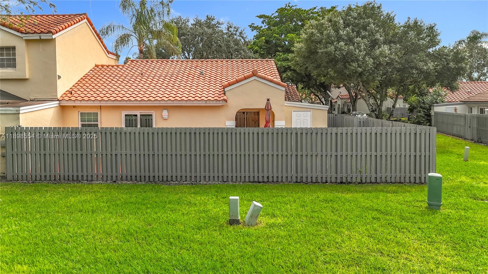 COUNTRY ISLES PHASE II - Residential