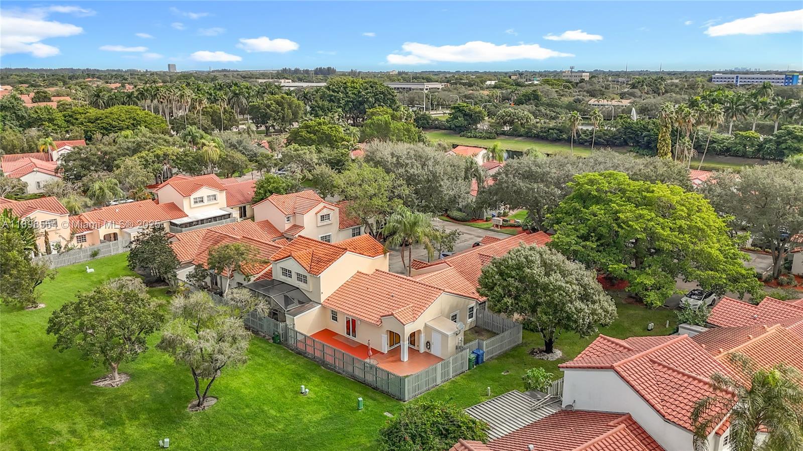 COUNTRY ISLES PHASE II - Residential