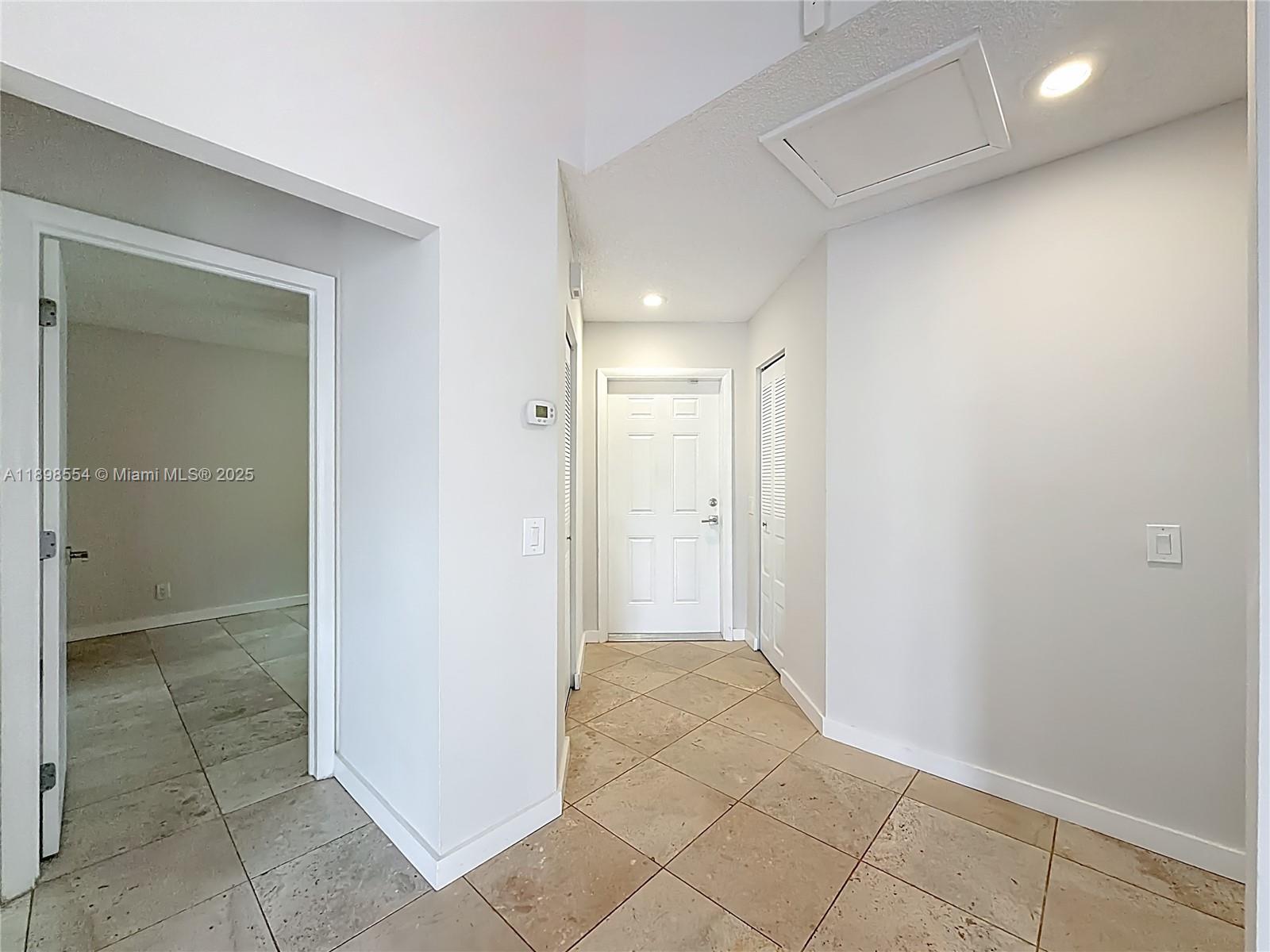 COUNTRY ISLES PHASE II - Residential