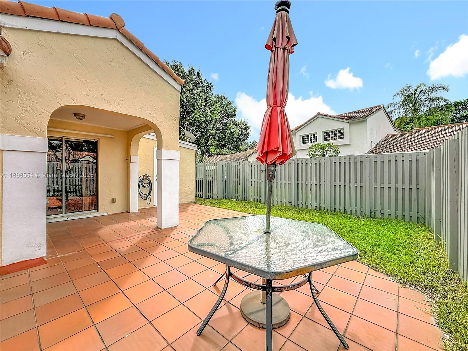 COUNTRY ISLES PHASE II - Residential