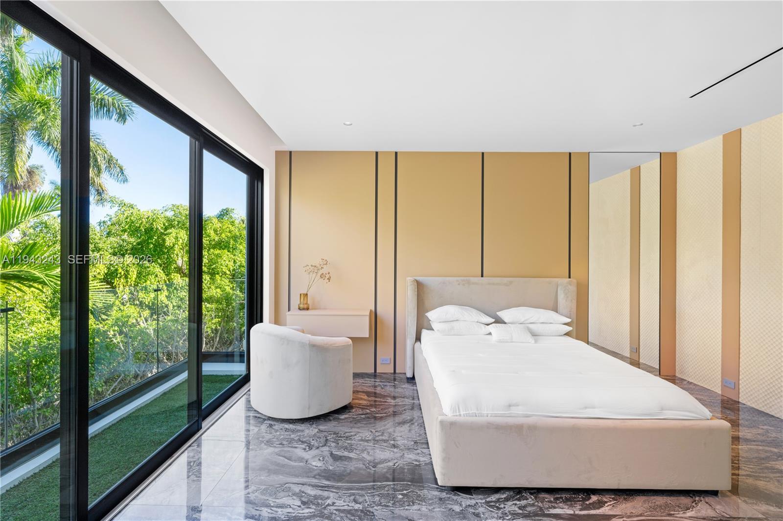 CORAL ISLES - Residential