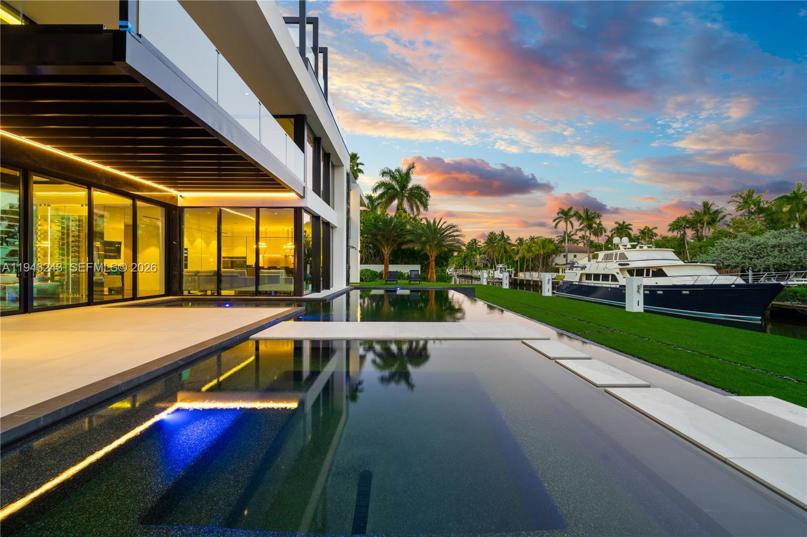 CORAL ISLES - Residential