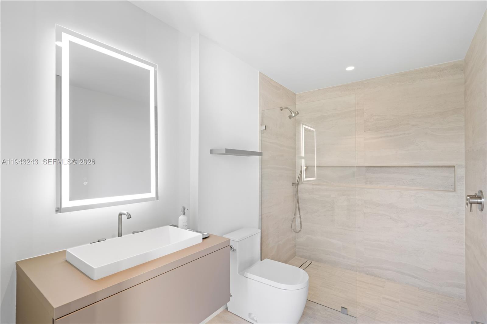 CORAL ISLES - Residential