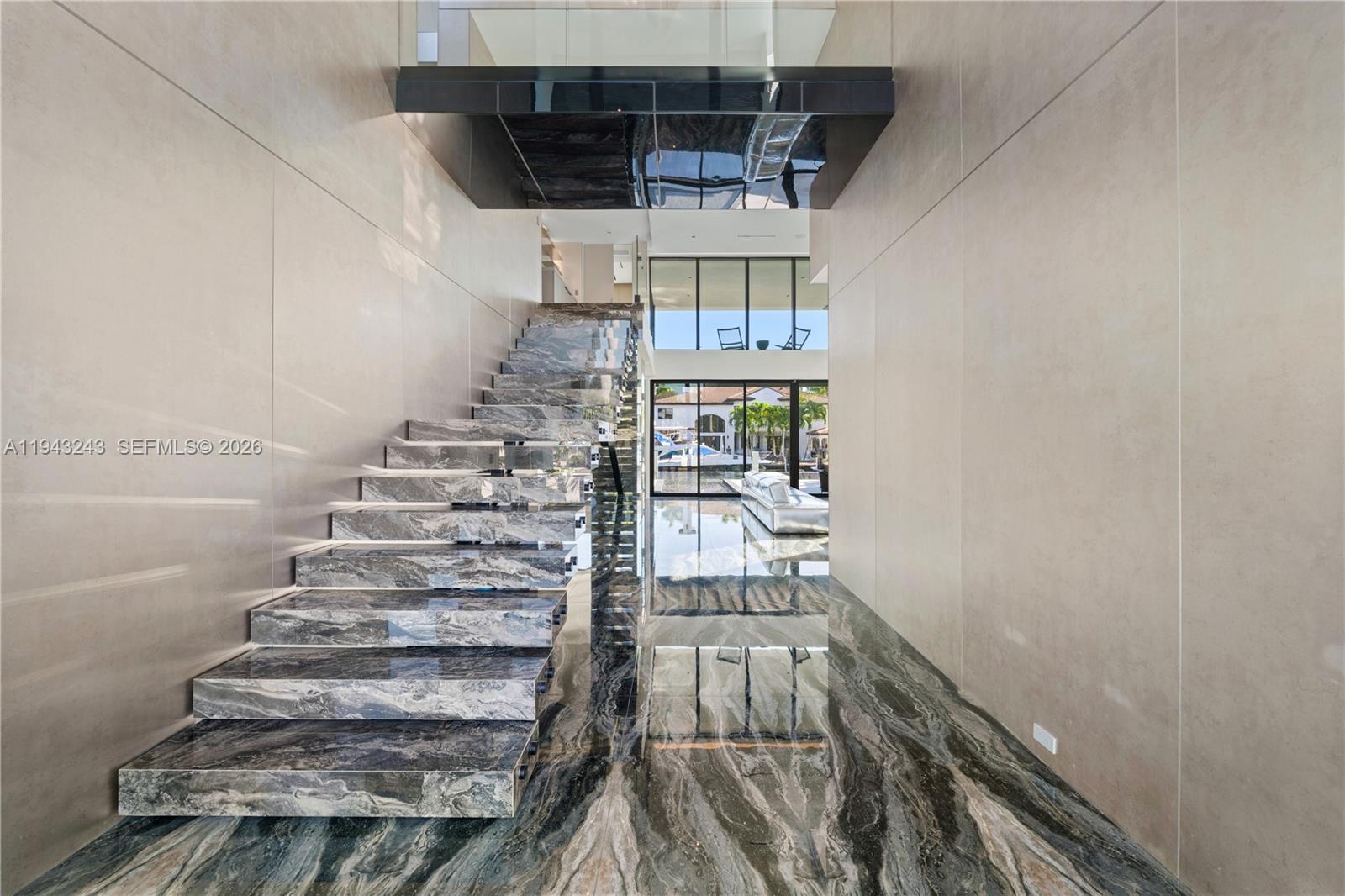 CORAL ISLES - Residential