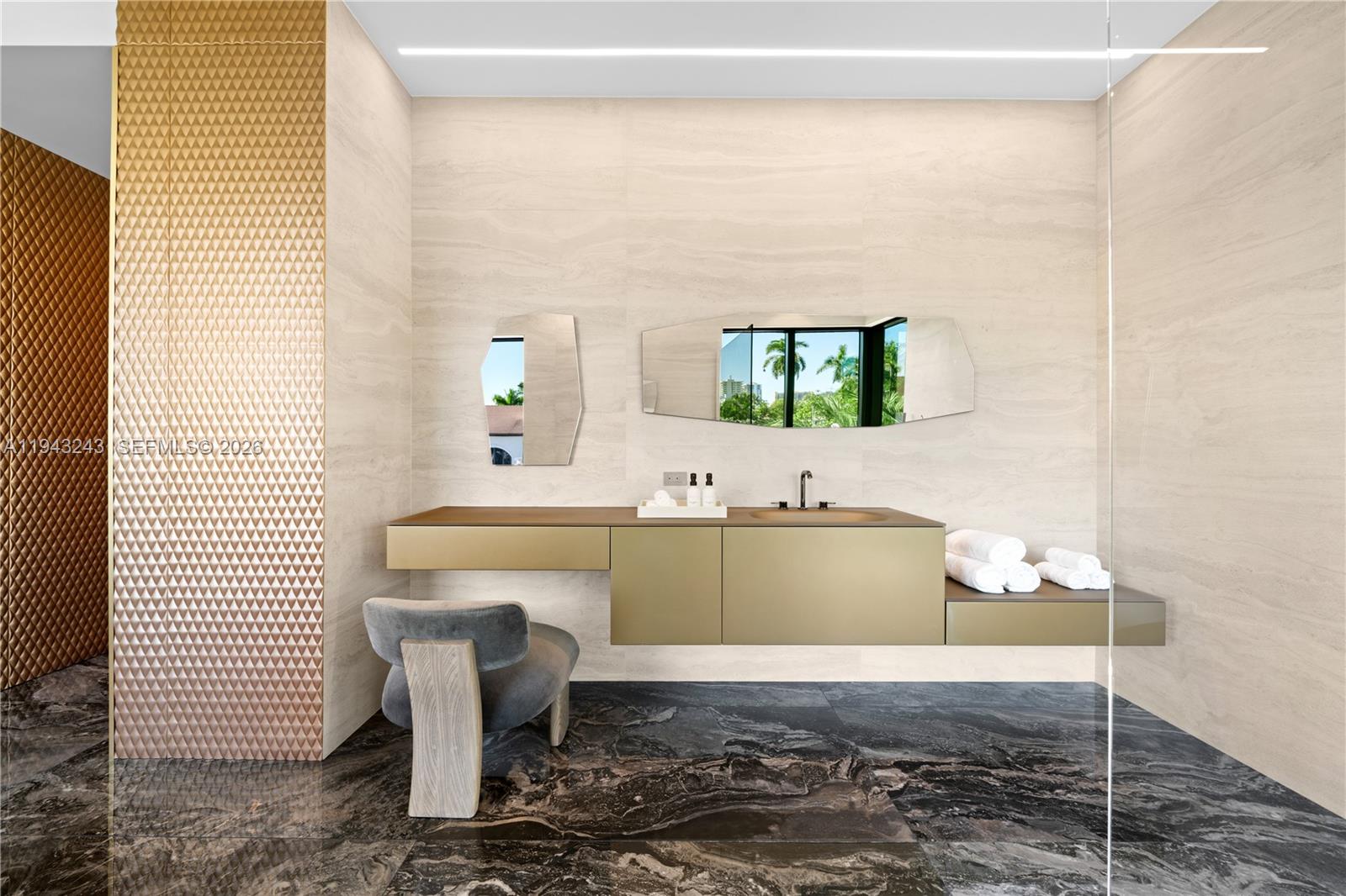 CORAL ISLES - Residential