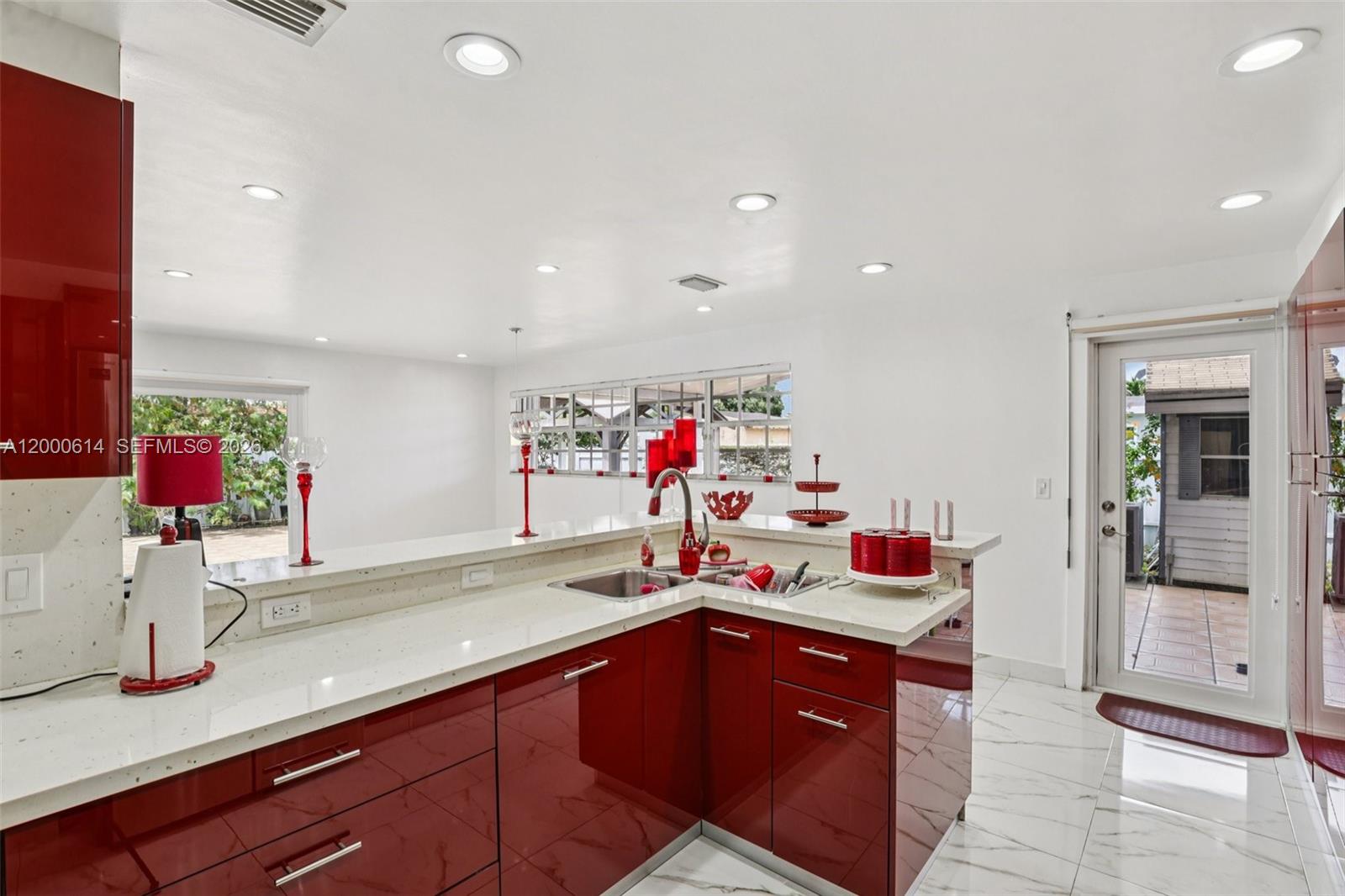 CORAL PARK ESTATES SEC 1 - Residential