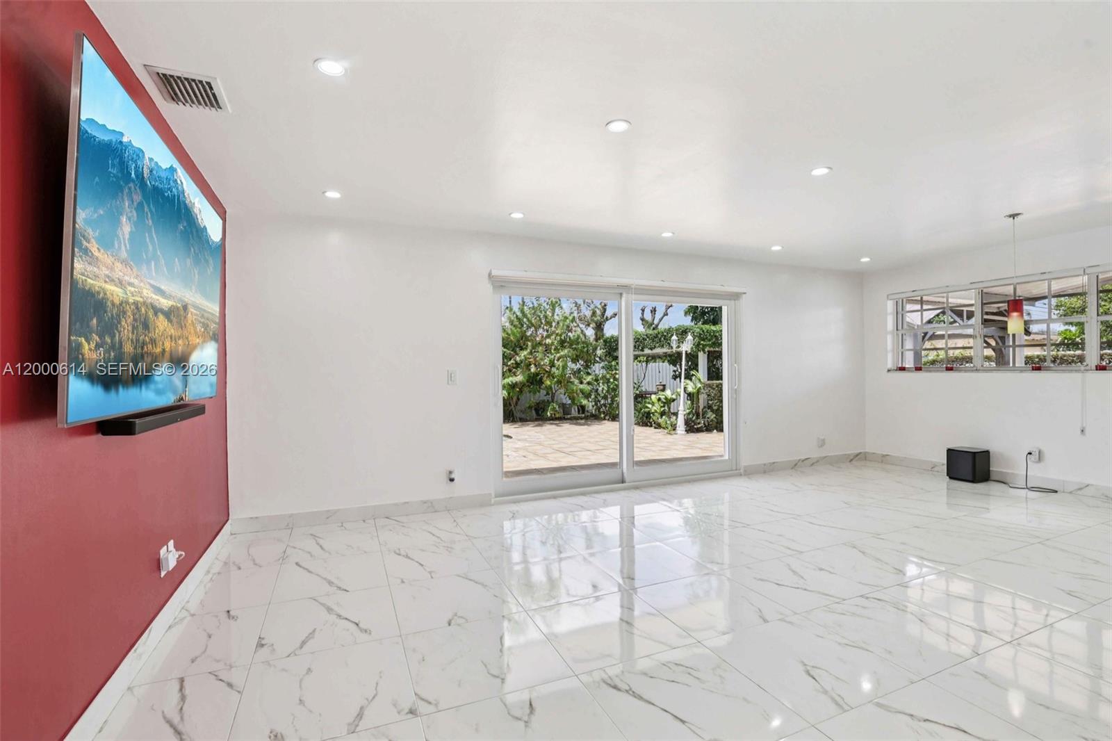 CORAL PARK ESTATES SEC 1 - Residential