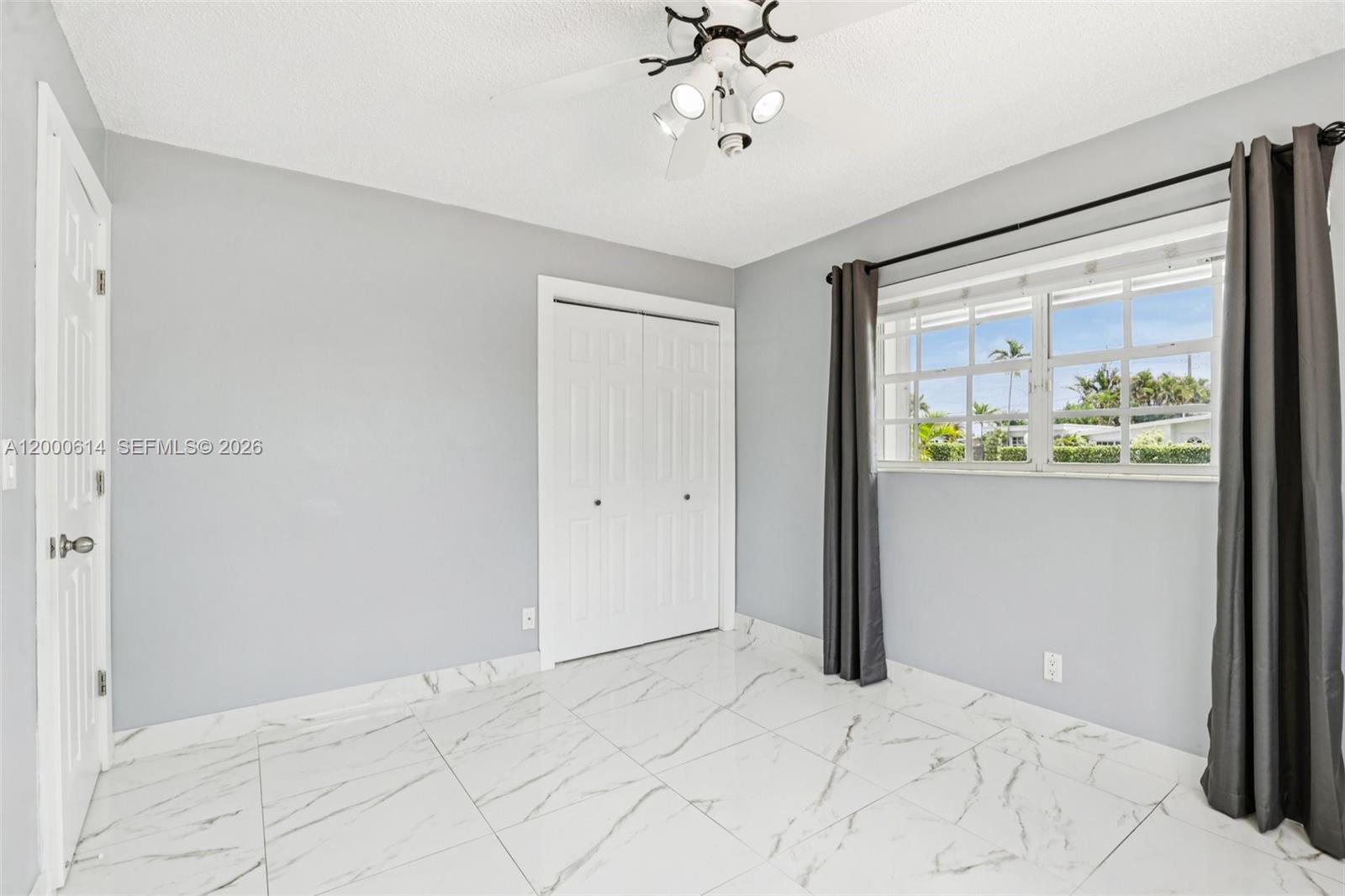 CORAL PARK ESTATES SEC 1 - Residential