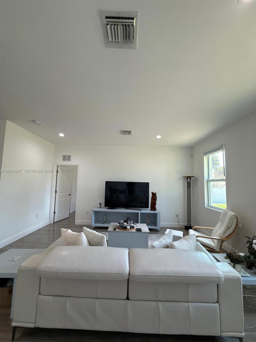 PT LaBELLE UNIT 3 - Residential