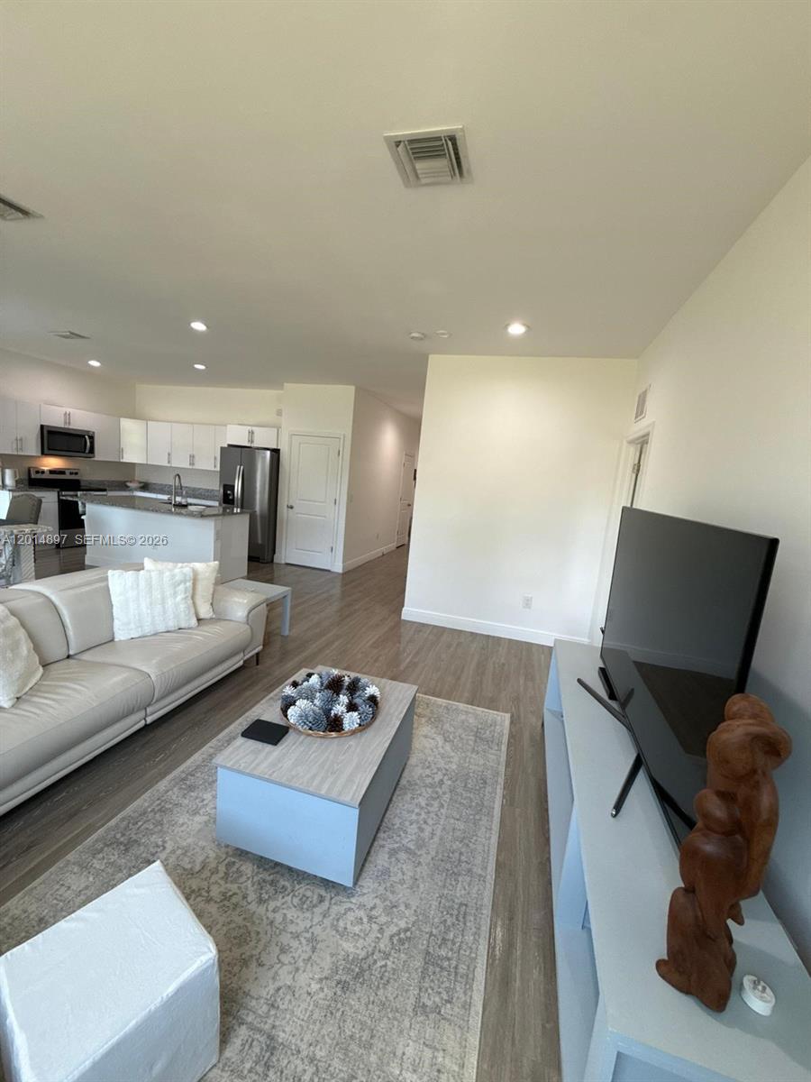 PT LaBELLE UNIT 3 - Residential