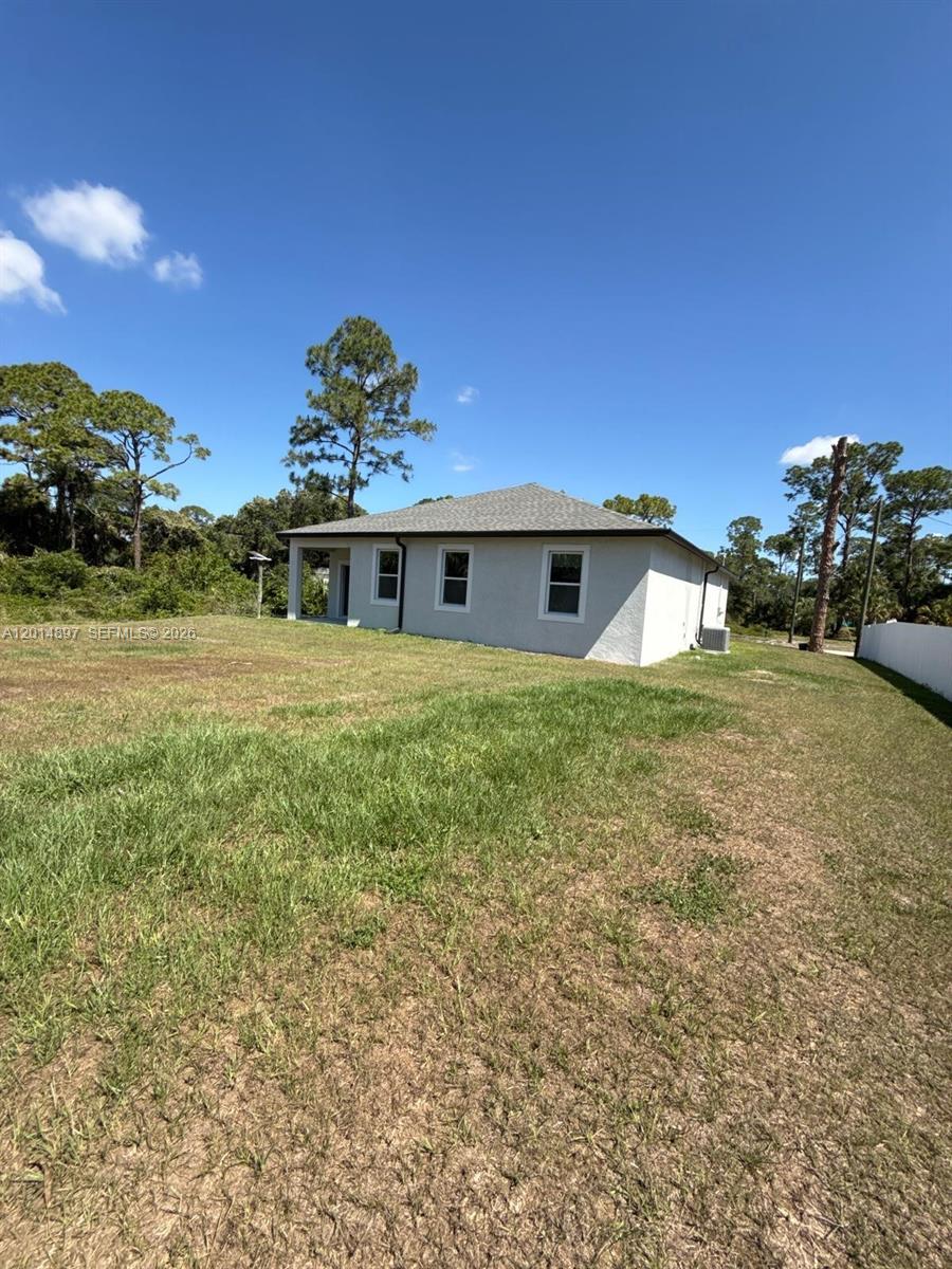 PT LaBELLE UNIT 3 - Residential