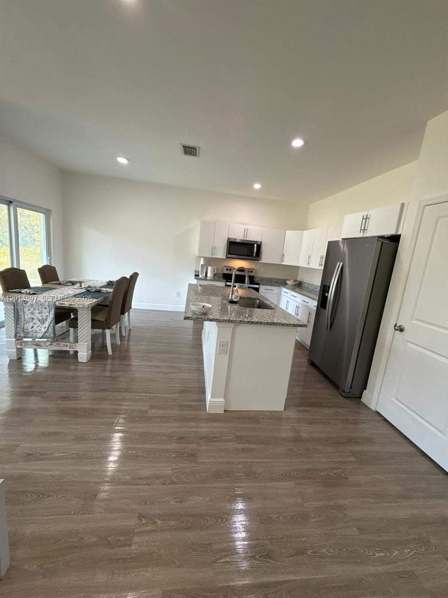 PT LaBELLE UNIT 3 - Residential