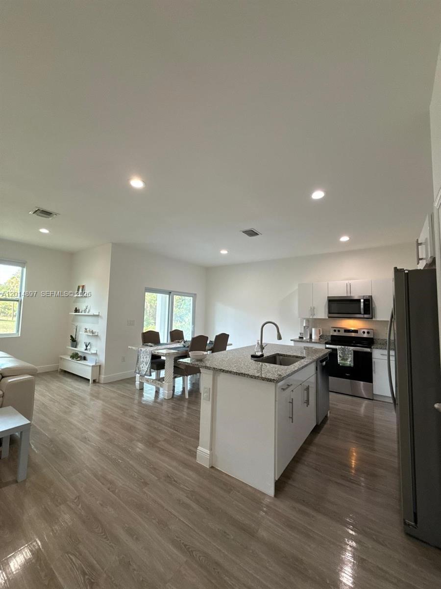 PT LaBELLE UNIT 3 - Residential