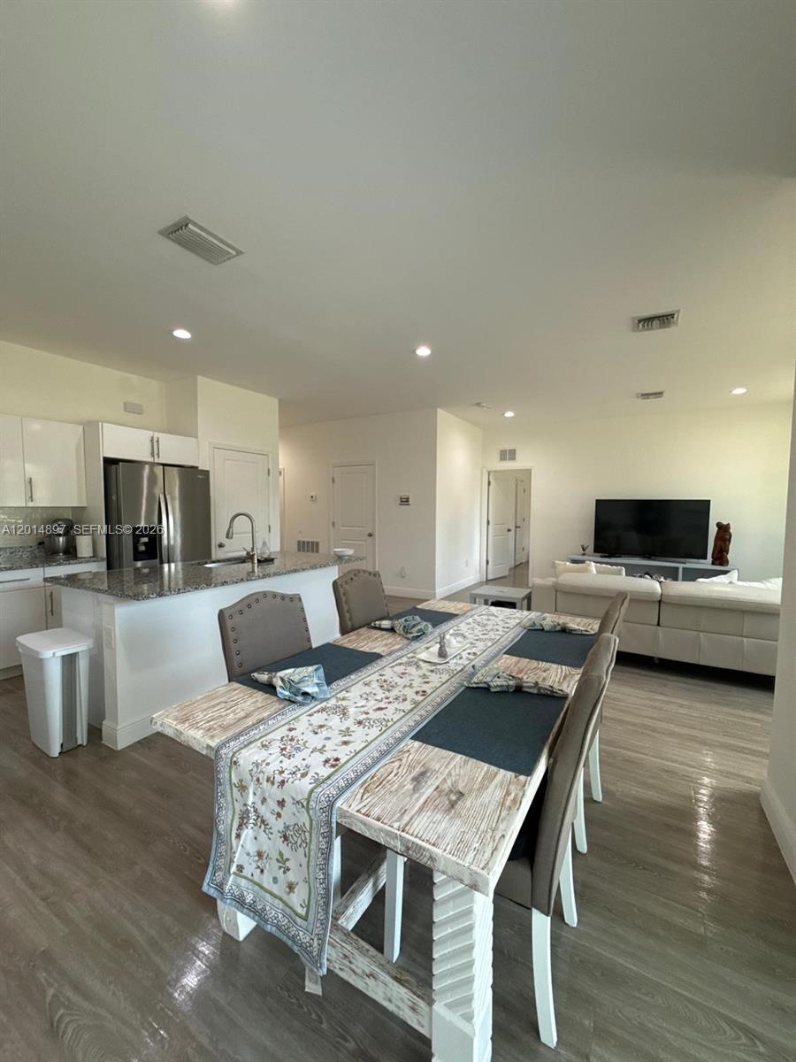 PT LaBELLE UNIT 3 - Residential