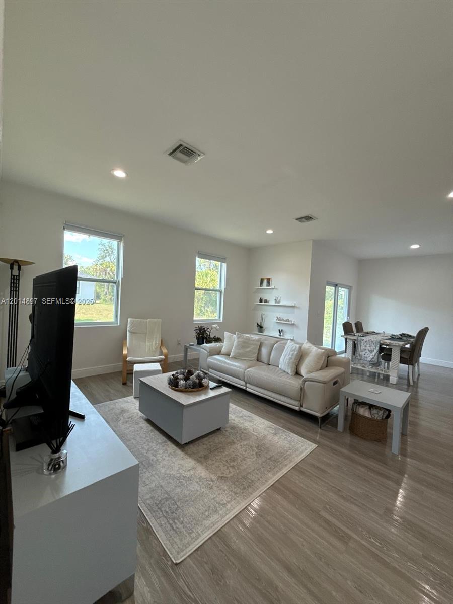 PT LaBELLE UNIT 3 - Residential