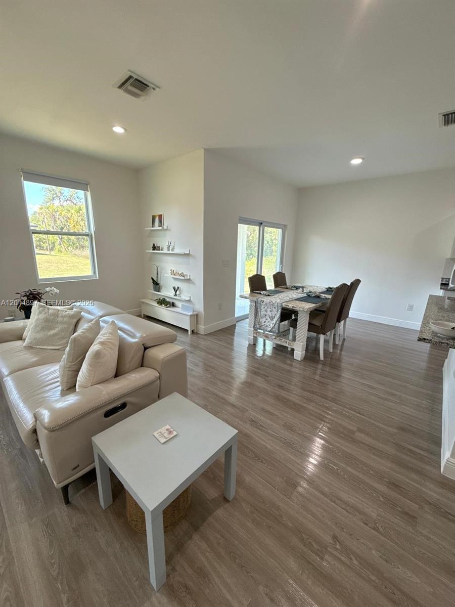 PT LaBELLE UNIT 3 - Residential