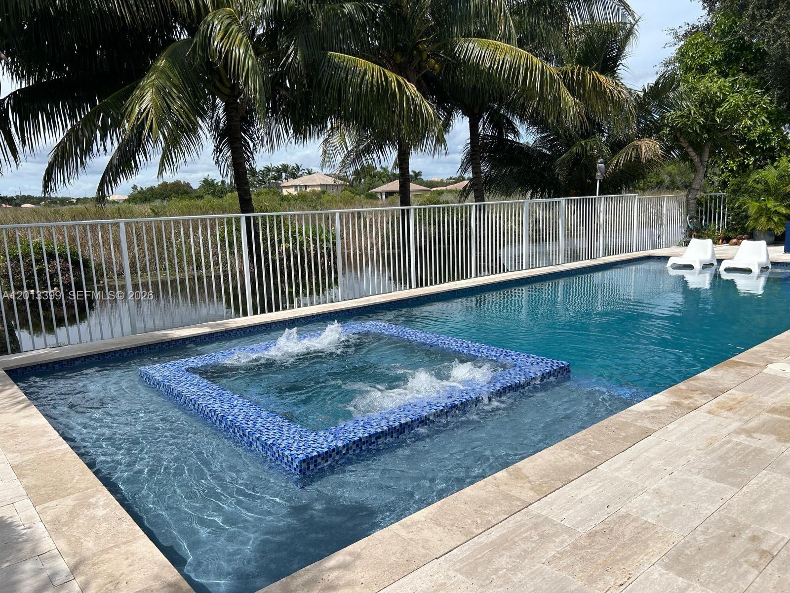 RESERVE AT HUNTINGTON 174 - Residential