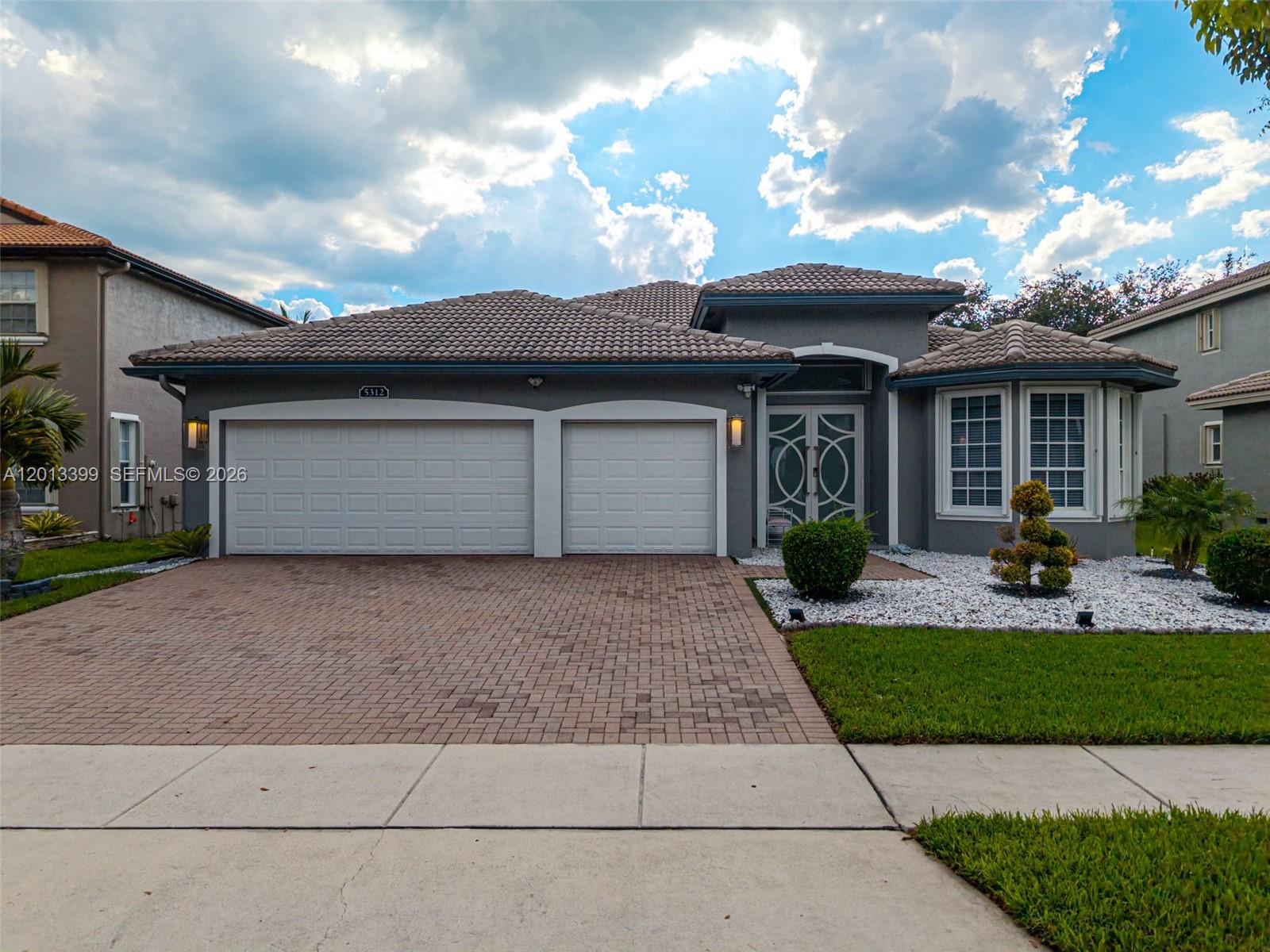5312 SW 148th Ave