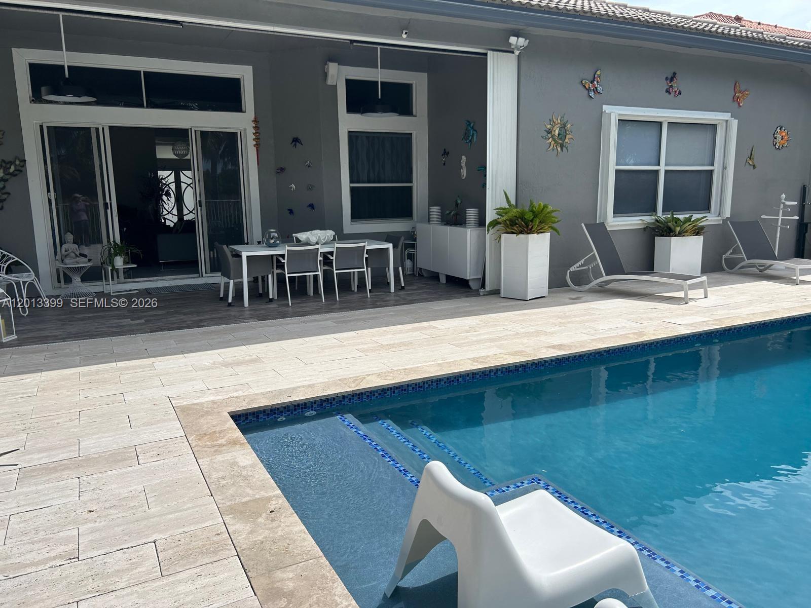 RESERVE AT HUNTINGTON 174 - Residential