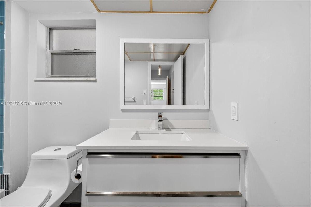 MEADOWBROOK CONDO APTS BL - Residential
