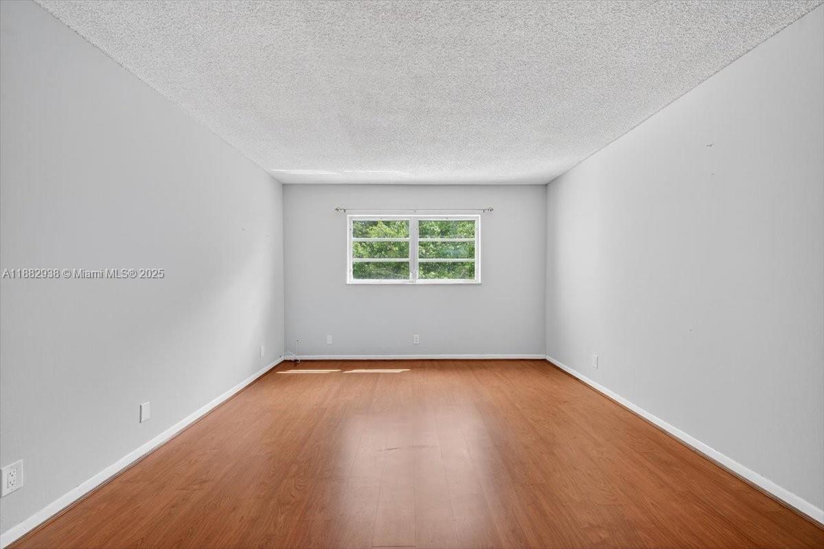 MEADOWBROOK CONDO APTS BL - Residential