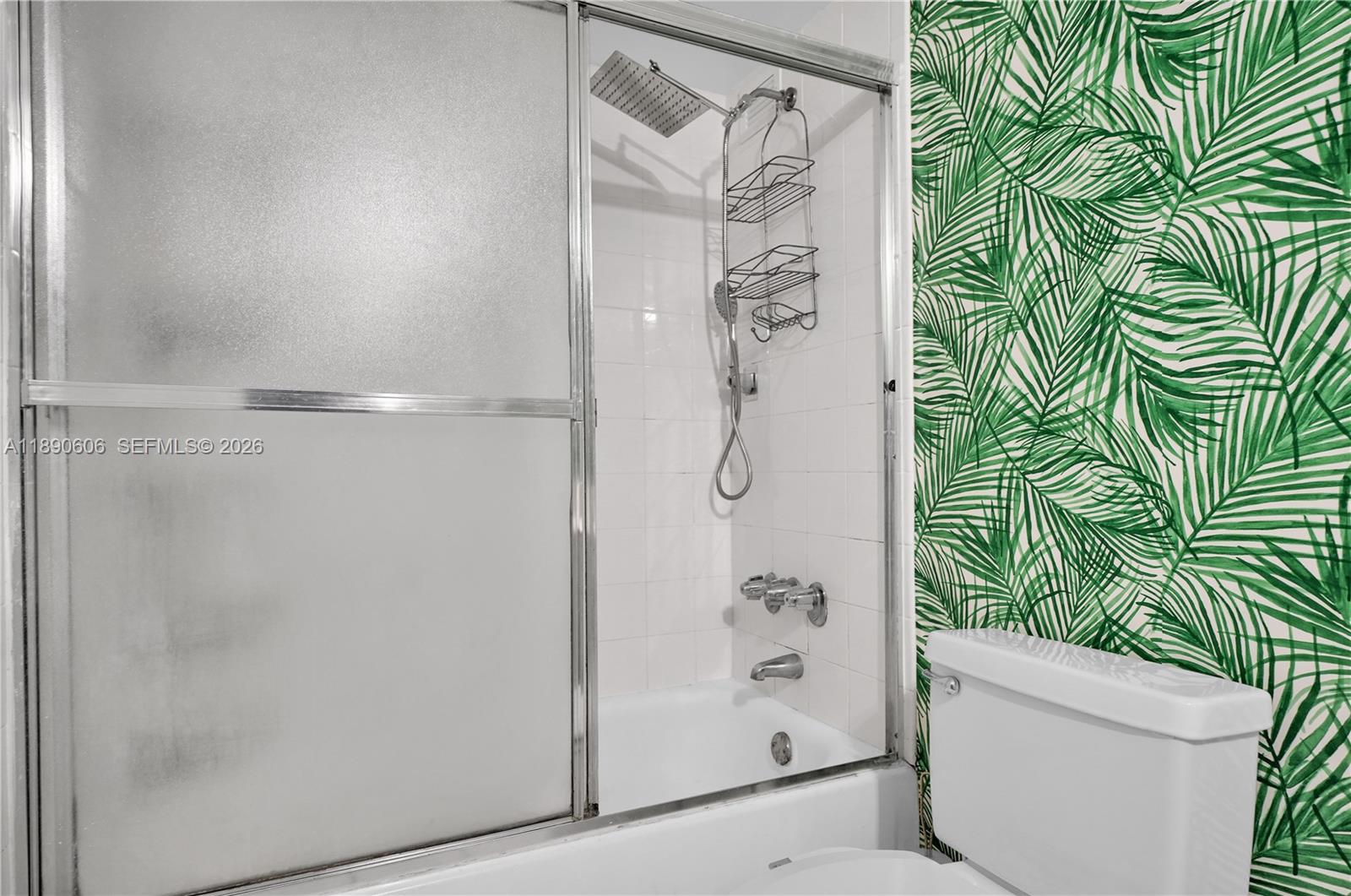 THE CARRIAGE HOUSE CONDO - Residential