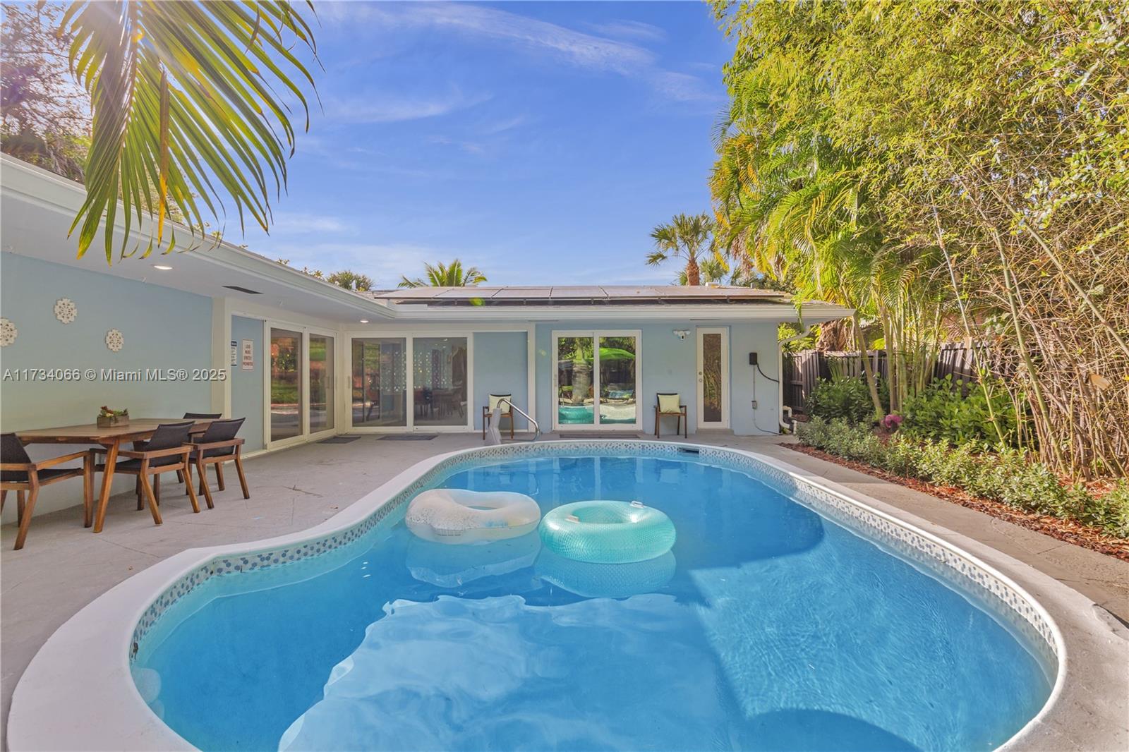 Property for Sale at 204 Sw 19th Ave, Fort Lauderdale, Broward County, Florida - Bedrooms: 3 
Bathrooms: 2  - $790,000