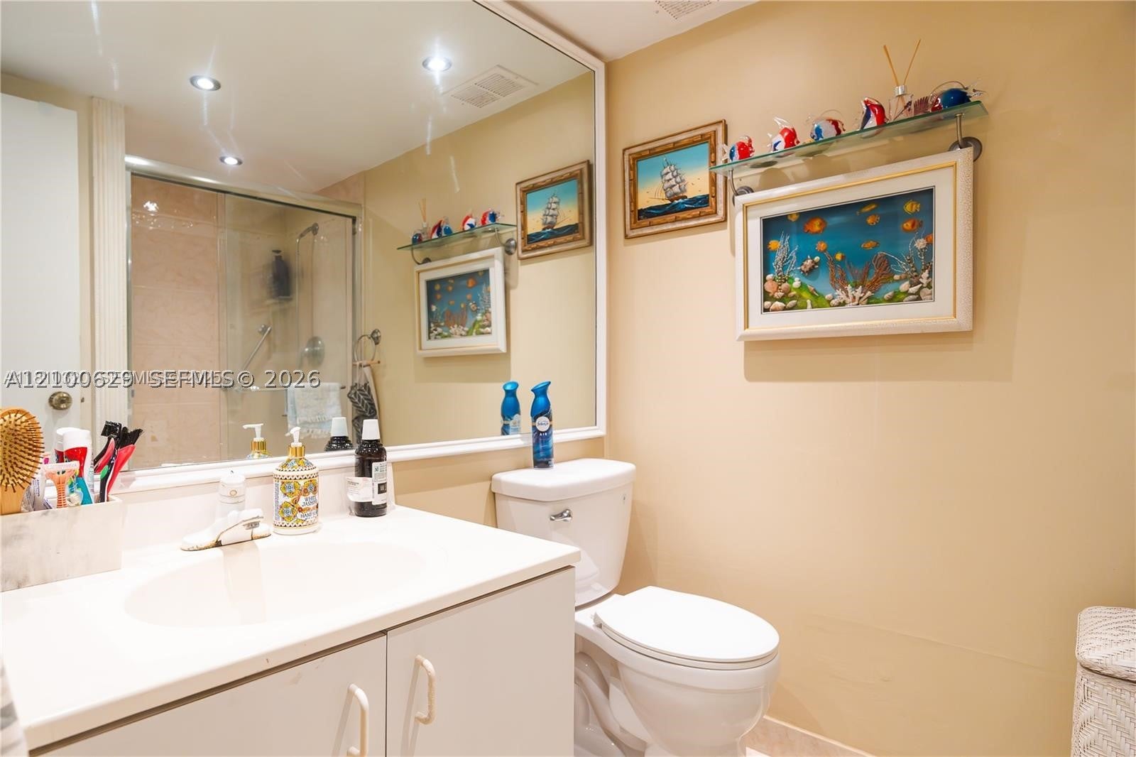 250 174th St 502
