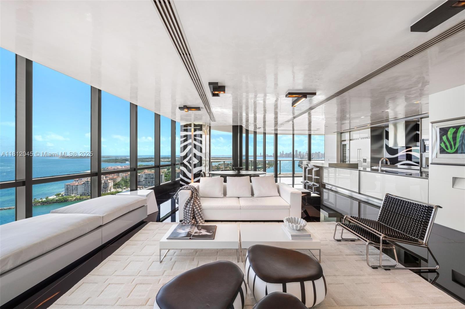 100 S Pointe Dr 3003