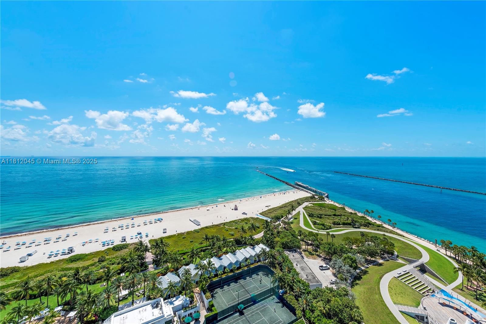 CONTINUUM ON SOUTH BEACH - Residential