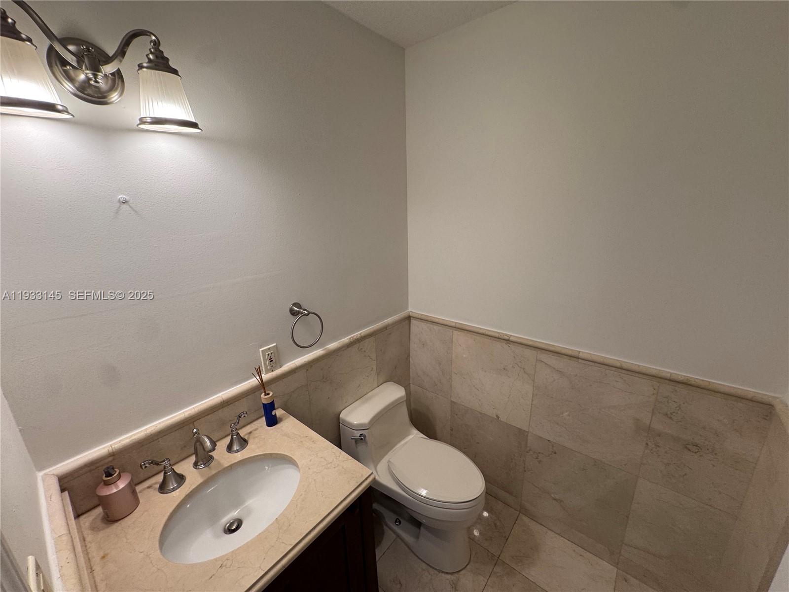 HEFTLER HOMES AT PEMBROKE - Residential