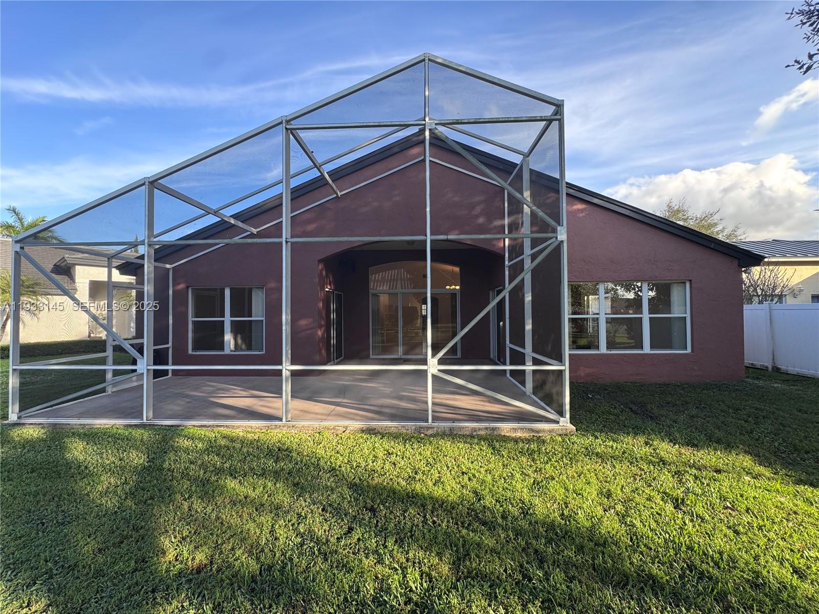 HEFTLER HOMES AT PEMBROKE - Residential