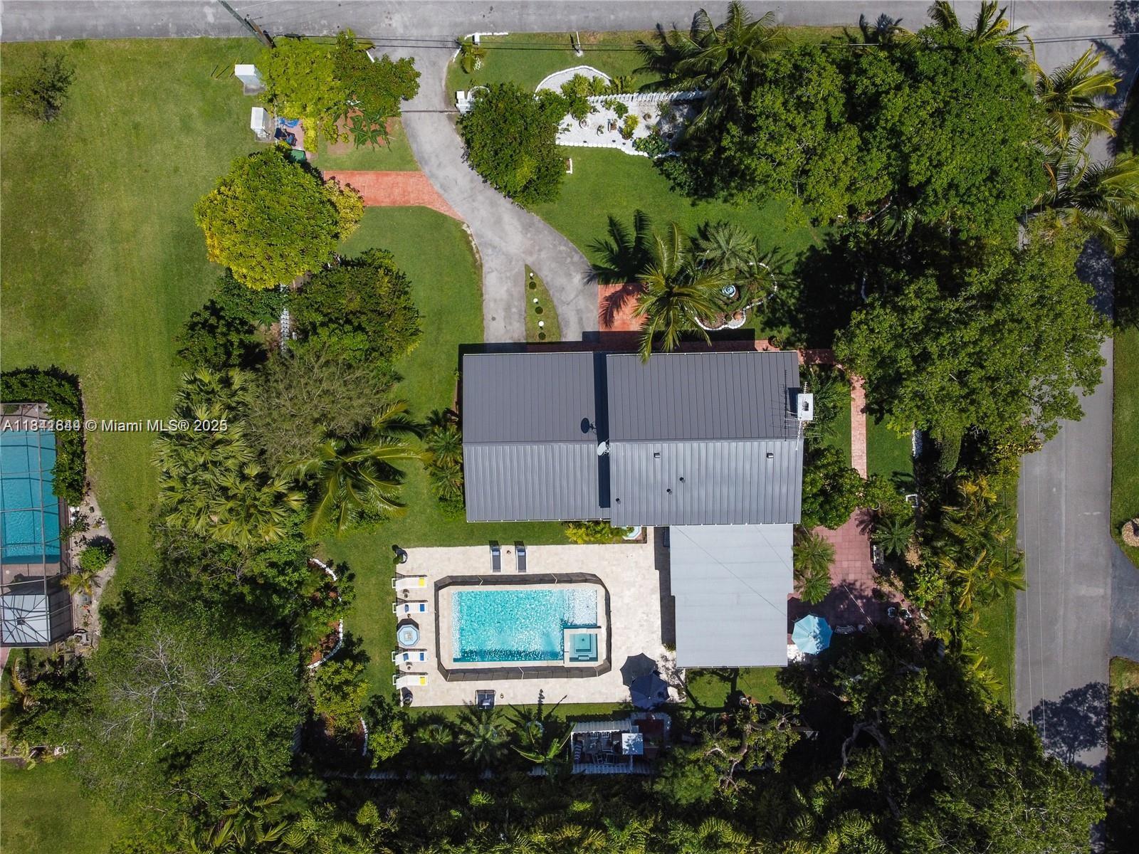 12460 SW 69th