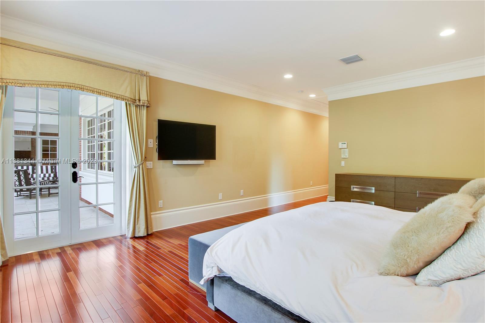 Steeplechase - Residential