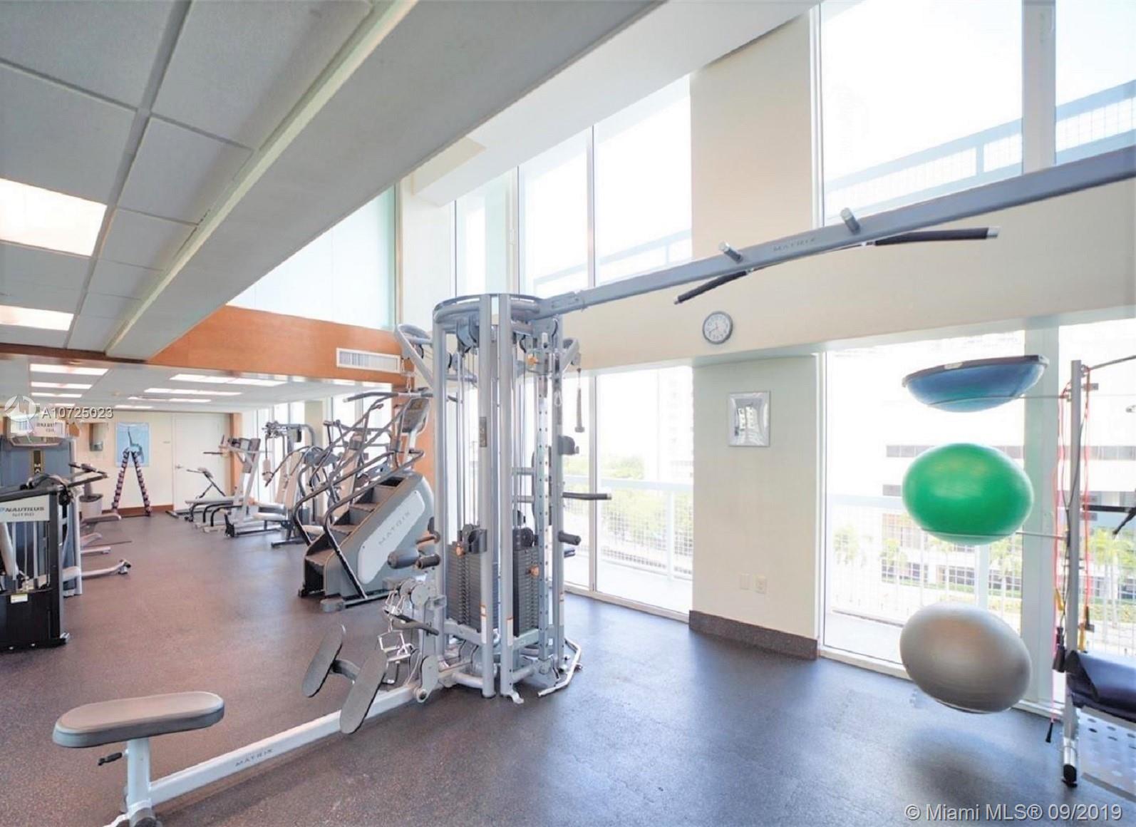 BRICKELL ON THE RIVER S T - Residential