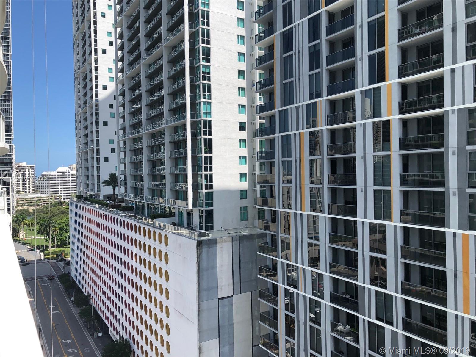 BRICKELL ON THE RIVER S T - Residential