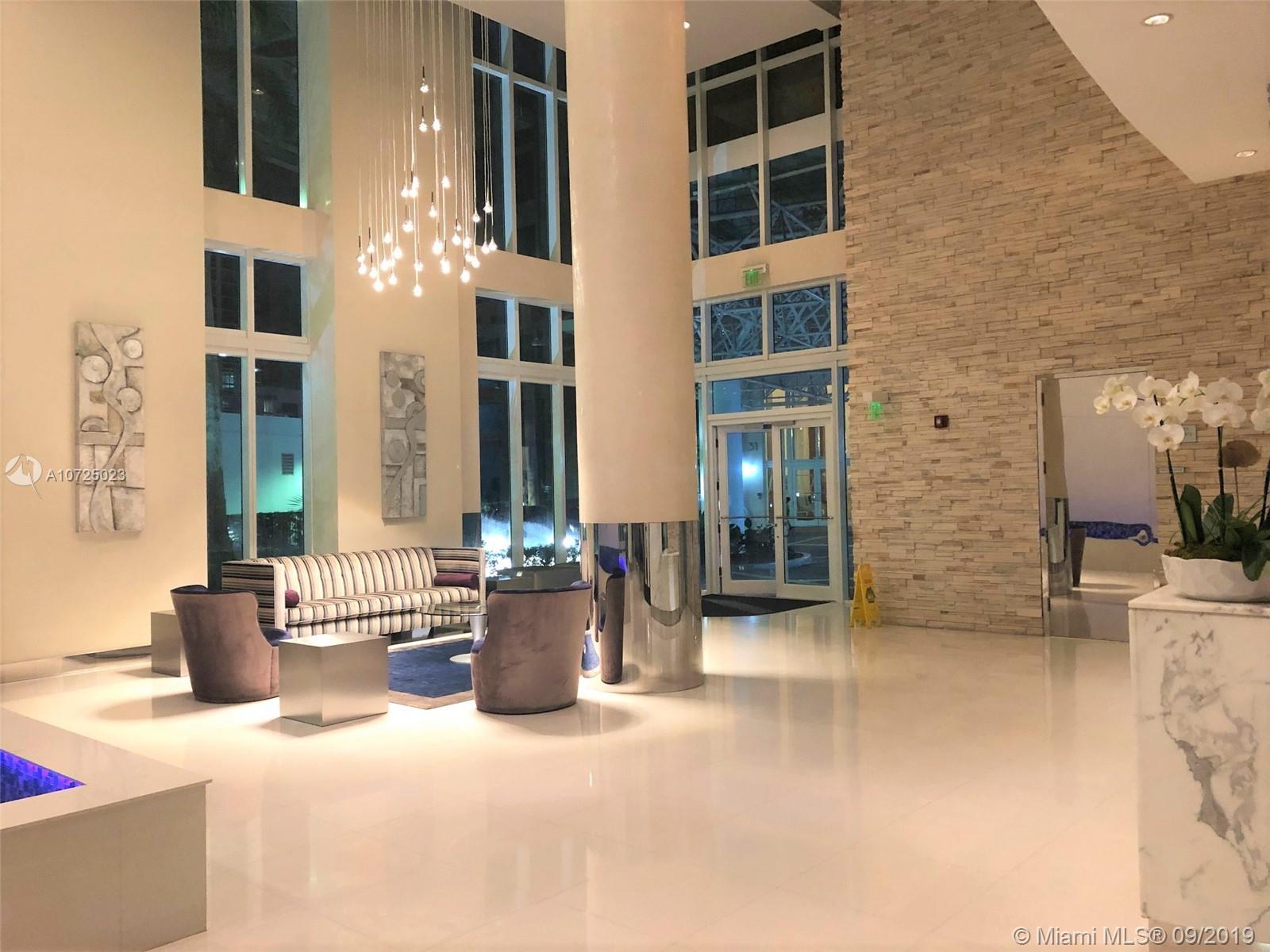 BRICKELL ON THE RIVER S T - Residential