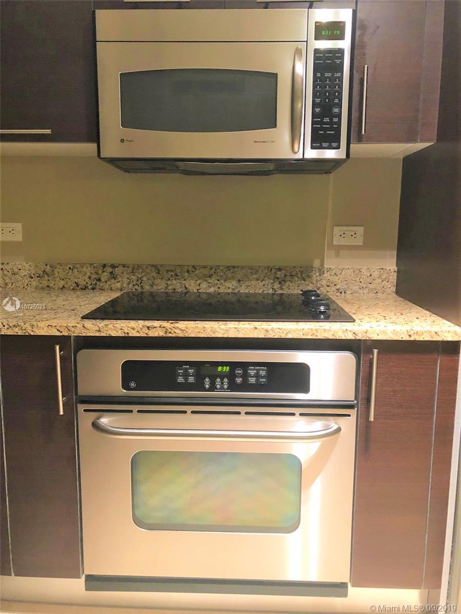 BRICKELL ON THE RIVER S T - Residential