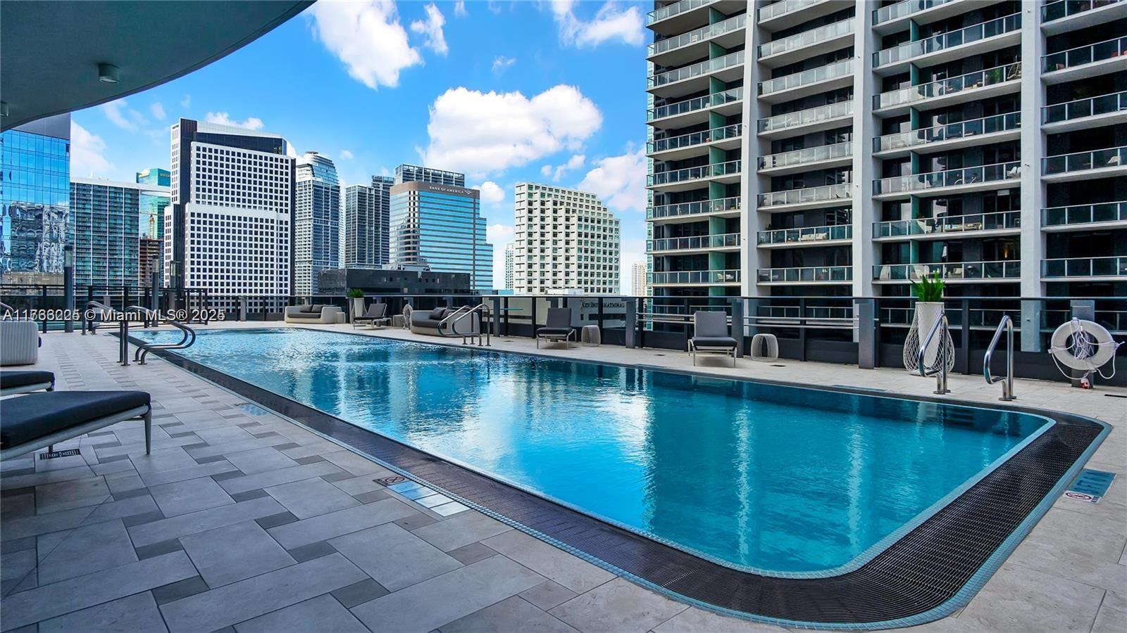 Property for Sale at 1000 Brickell Plz 3404, Miami, Broward County, Florida - Bedrooms: 1 
Bathrooms: 1  - $800,000