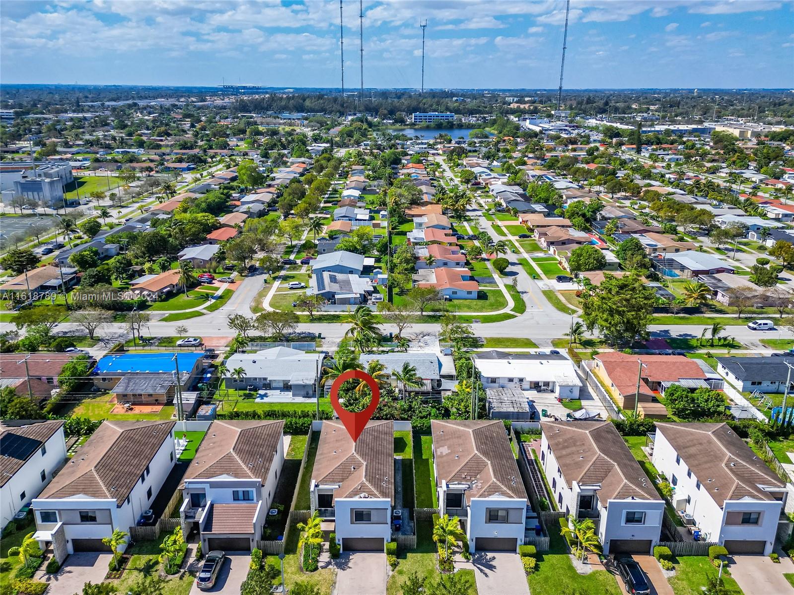 View Miami, FL 33179 house
