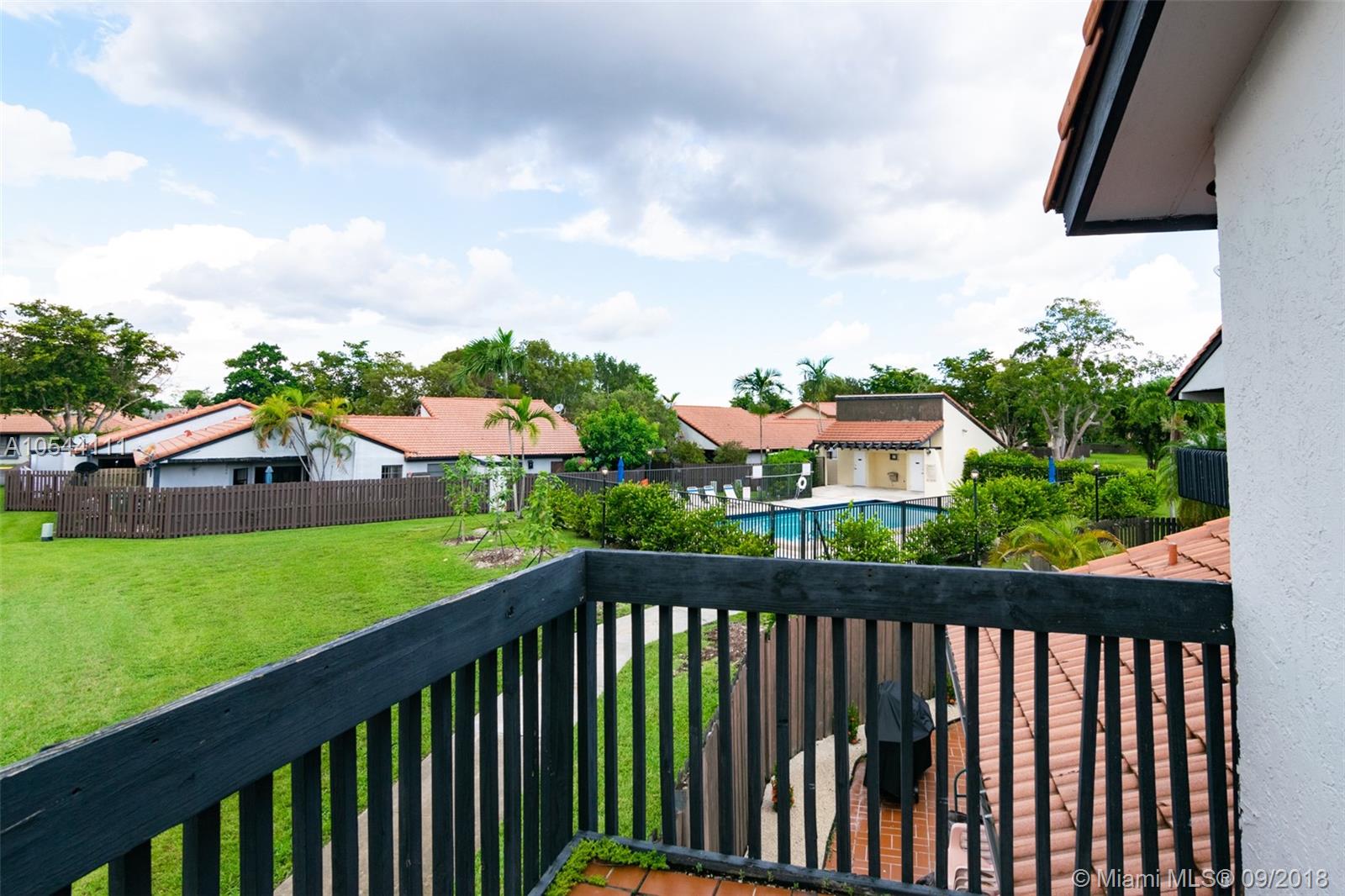 LKS OF MEADOW VILG HOMES - Residential