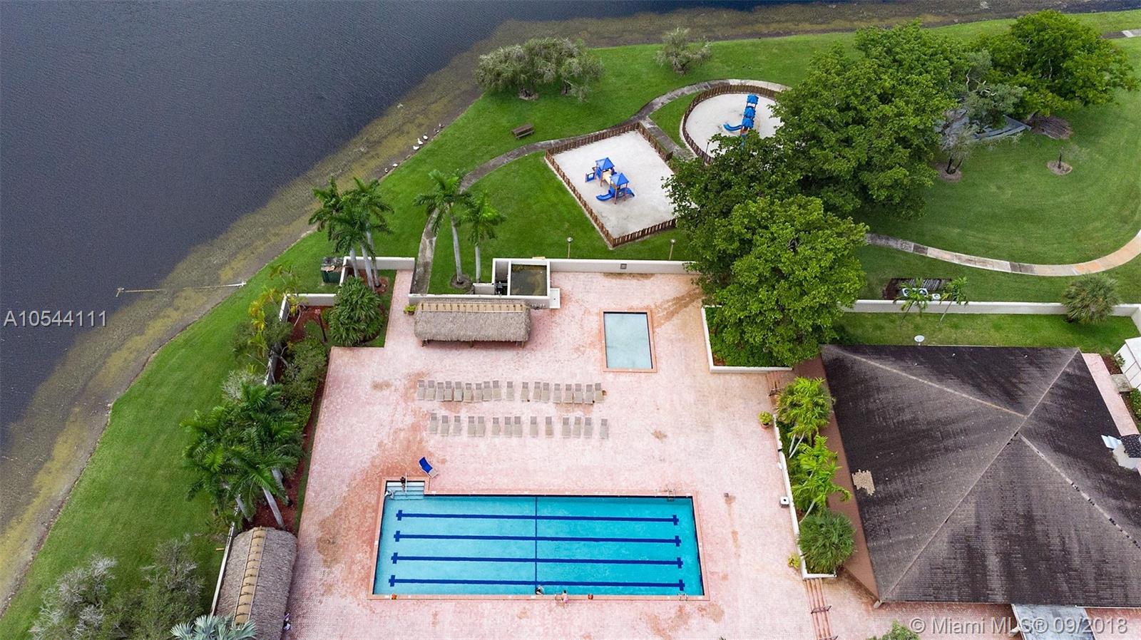 LKS OF MEADOW VILG HOMES - Residential