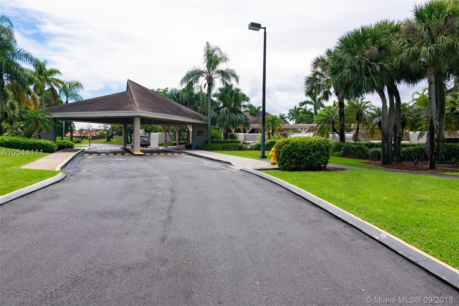 LKS OF MEADOW VILG HOMES - Residential