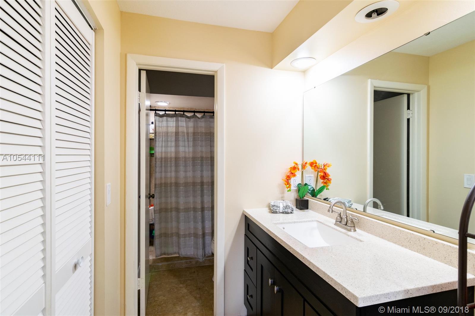 LKS OF MEADOW VILG HOMES - Residential