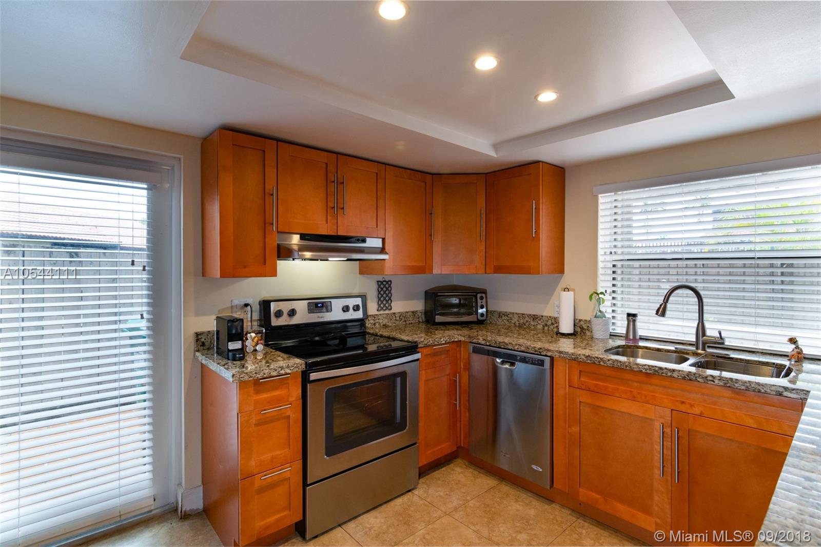 LKS OF MEADOW VILG HOMES - Residential