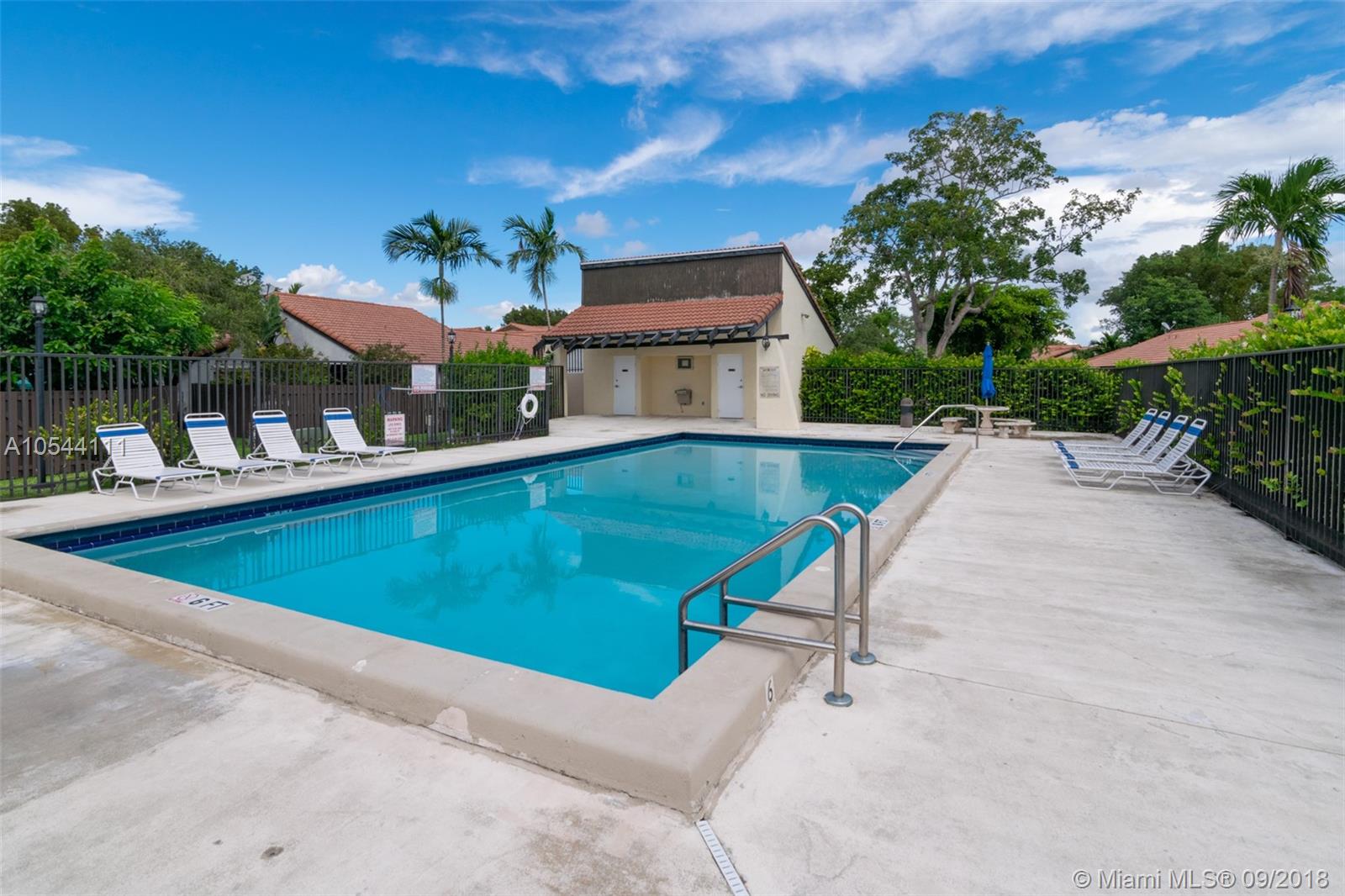 LKS OF MEADOW VILG HOMES - Residential