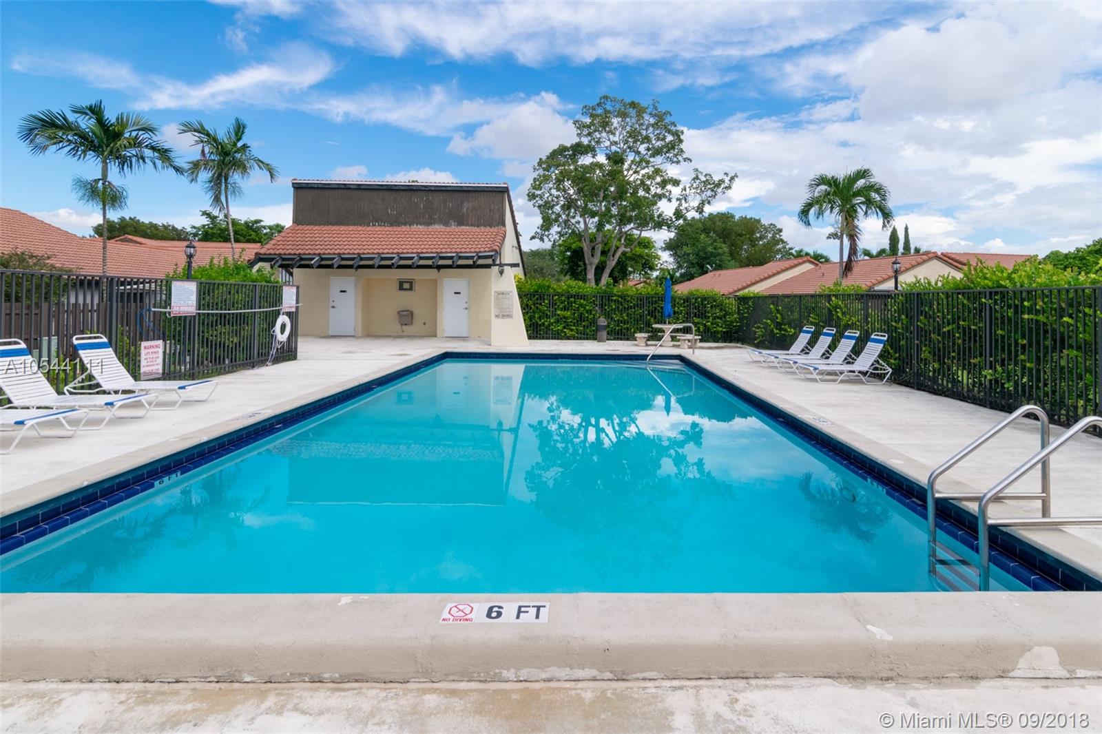 LKS OF MEADOW VILG HOMES - Residential