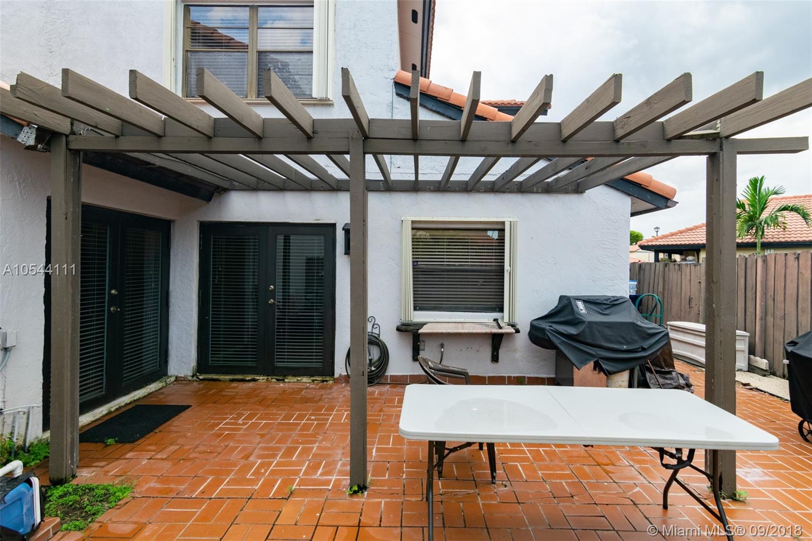 LKS OF MEADOW VILG HOMES - Residential