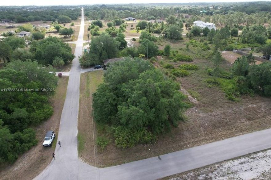 Welcome to an exceptional opportunity to build your dream home or investment Zones RS-1! This 1/4 acre offers a blank canvas in a thriving, well-established community. The level lot is ready for development, with convenient access to major roadways, local schools, shopping, and recreational facilities. Imagine designing your custom residence with ample outdoor space for landscaping, a pool, and relaxation. Utilities are nearby, enhancing the ease of construction. Whether you’re planning a personal retreat or a smart investment, this lot is an ideal choice in one of Lehigh Acres’ most desirable neighborhoods. Don’t miss your chance to own a piece of Florida paradise.